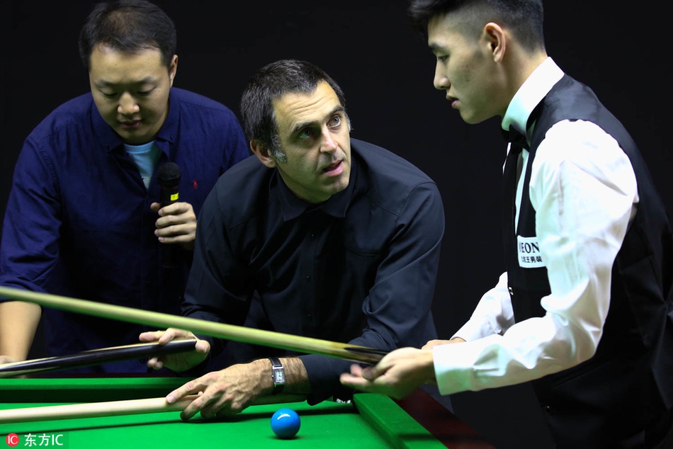 澳門六下彩開獎結(jié)果直播，實(shí)時掌握彩票動態(tài)，贏取豐厚獎金，澳門六下彩直播開獎，實(shí)時把握彩票動態(tài)，贏取大獎的機(jī)會就在此刻！