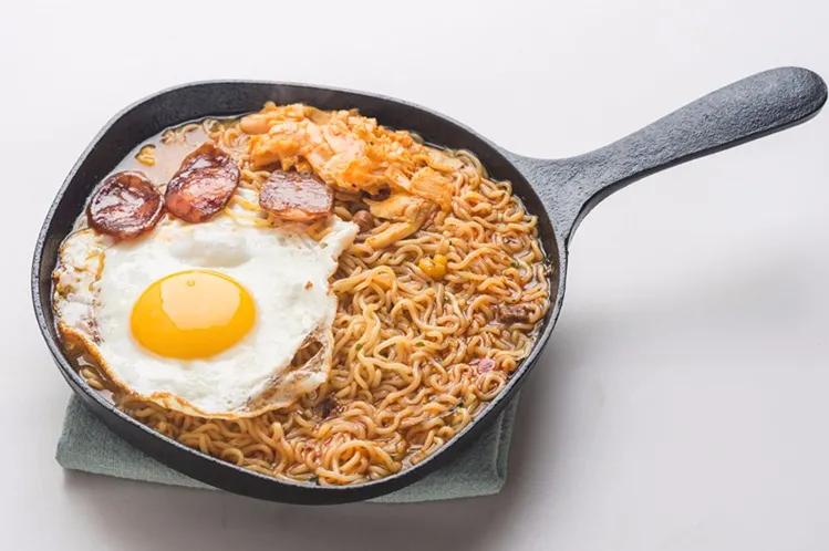 牛奶不能和什么一起吃，深入了解食物搭配的重要性，牛奶的食物搭配禁忌，深入了解食物搭配的重要性