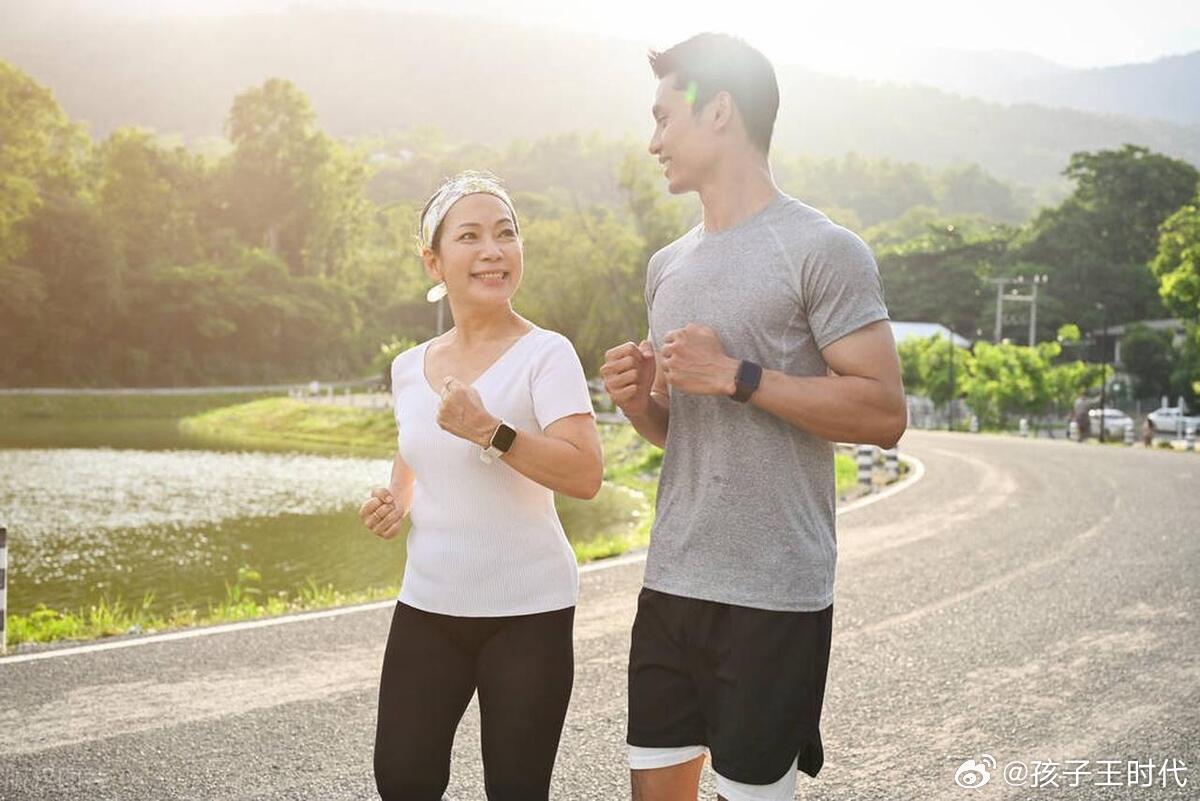 女人抗衰老最好的運動——探索最佳運動方式助你保持年輕活力，女人抗衰老的最佳運動方式，保持年輕活力的運動探索