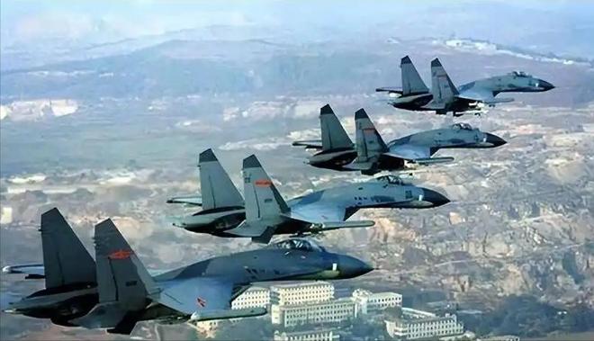 中國最頂尖的戰(zhàn)斗機(jī)，卓越性能與尖端技術(shù)的結(jié)晶，中國頂尖戰(zhàn)斗機(jī)，卓越性能與尖端技術(shù)的完美結(jié)晶